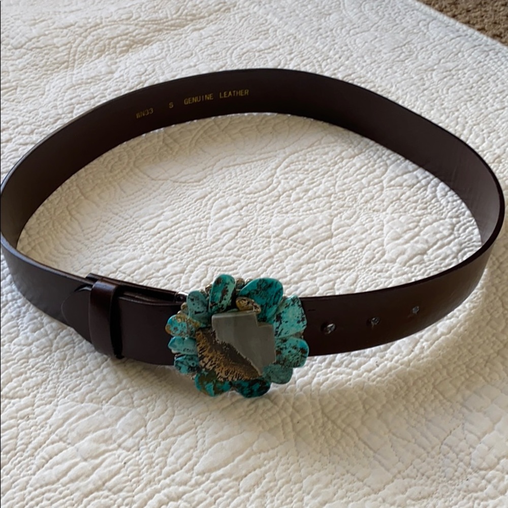 Beautiful Turquoise Stone Belt Buckle - Picture 2 of 8